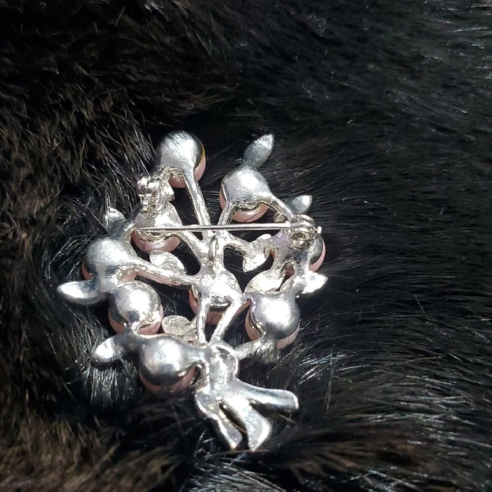 Pink Pearl Rhinestone Floral Bouquet Brooch Silver Tone Mother Bridal Barbie